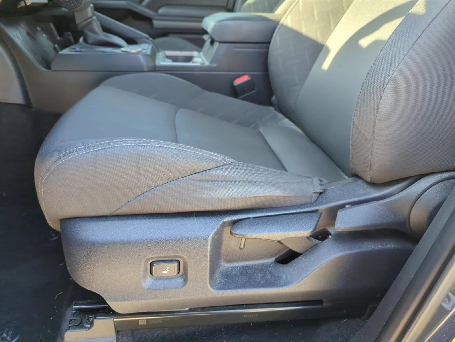 2024 Toyota Tacoma 2WD 2WD SR5 Double Cab 5' Bed AT (Natl)