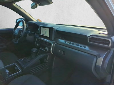 2024 Toyota Tacoma 2WD 2WD SR5 Double Cab 5' Bed AT (SE)
