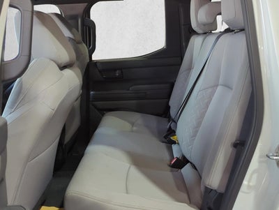 2025 Toyota Tacoma 2WD 2WD SR5 Double Cab 5' Bed AT (SE)