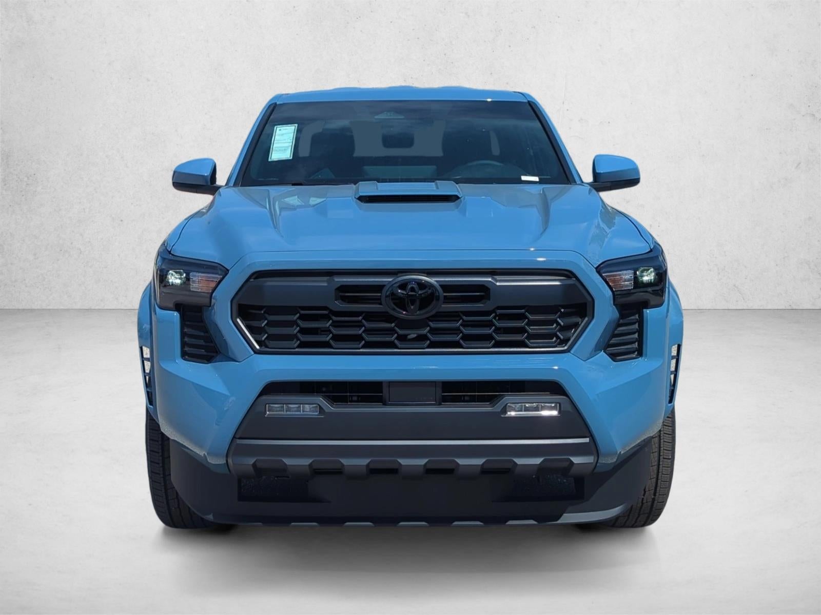 2026 Toyota Tacoma 2WD 2WD TRD Sport Double Cab 5' Bed AT (Natl)