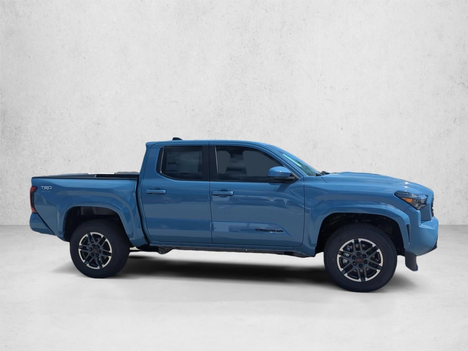 2026 Toyota Tacoma 2WD 2WD TRD Sport Double Cab 5' Bed AT (Natl)