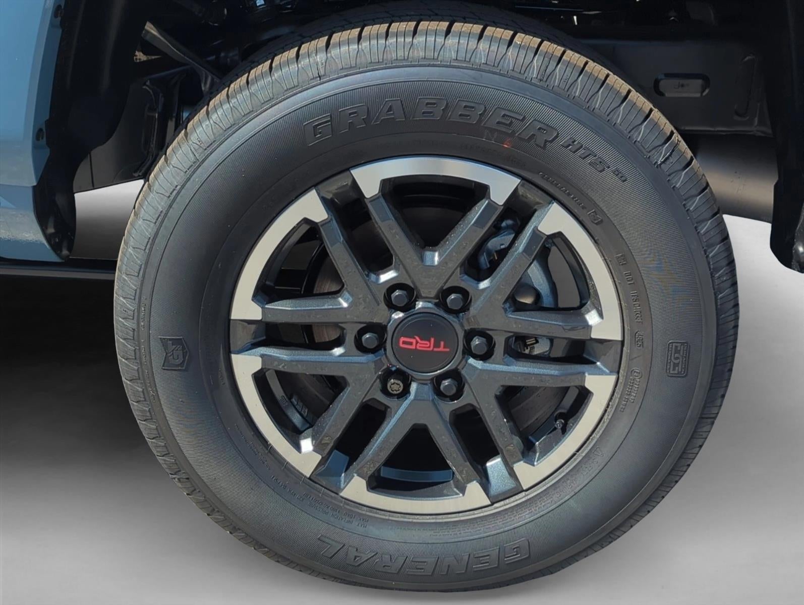 2026 Toyota Tacoma 2WD 2WD TRD Sport Double Cab 5' Bed AT (Natl)
