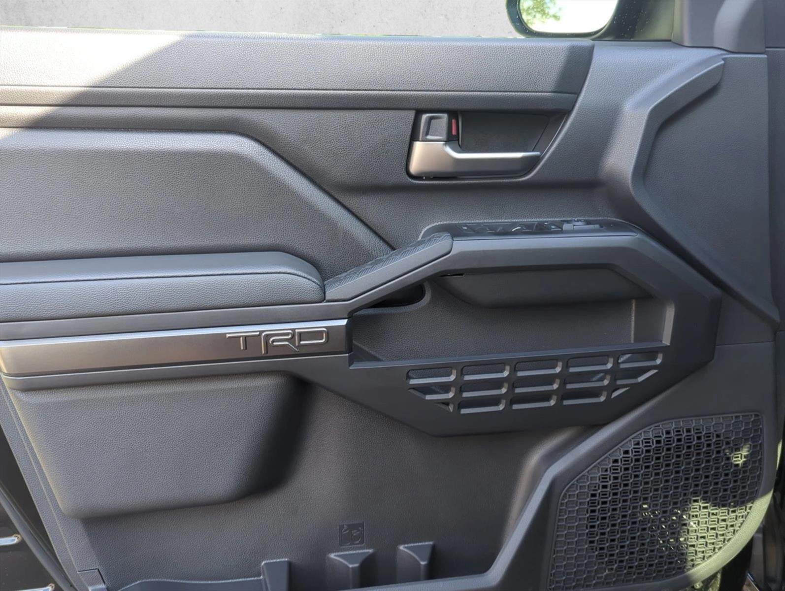 2025 Toyota Tacoma 4WD 4WD TRD Off Road Double Cab 5' Bed AT (Natl)