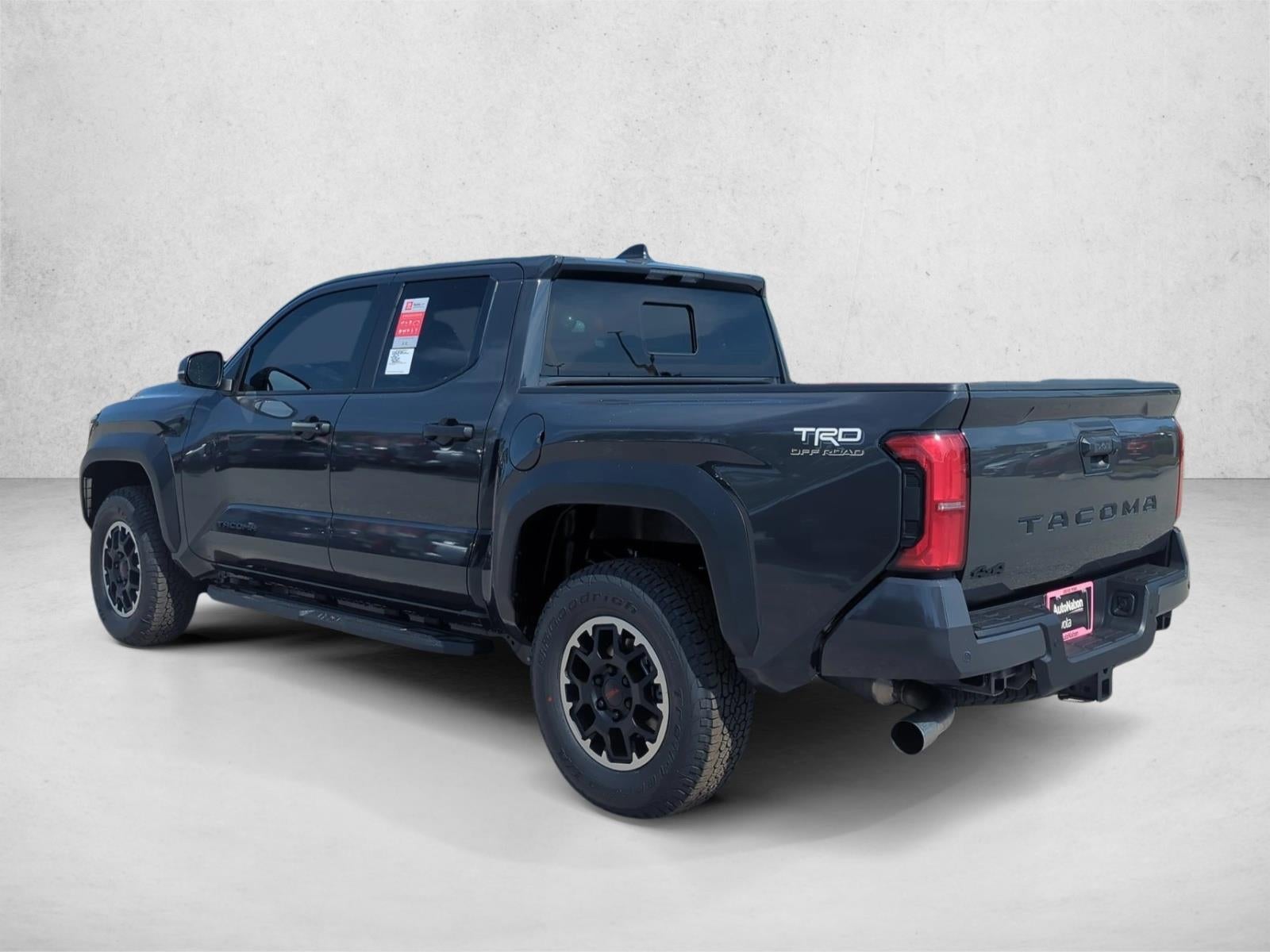 2026 Toyota Tacoma 4WD 4WD TRD Off Road Double Cab 5' Bed AT (Natl)