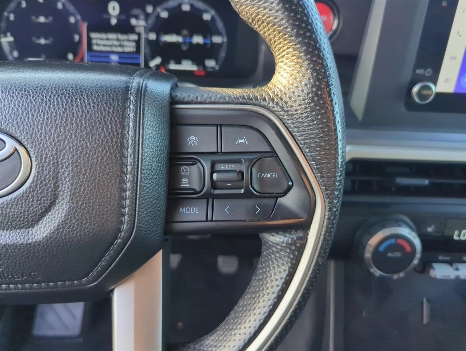 2024 Toyota Tacoma 4WD 4WD TRD Off Road Double Cab 5' Bed AT (Natl)