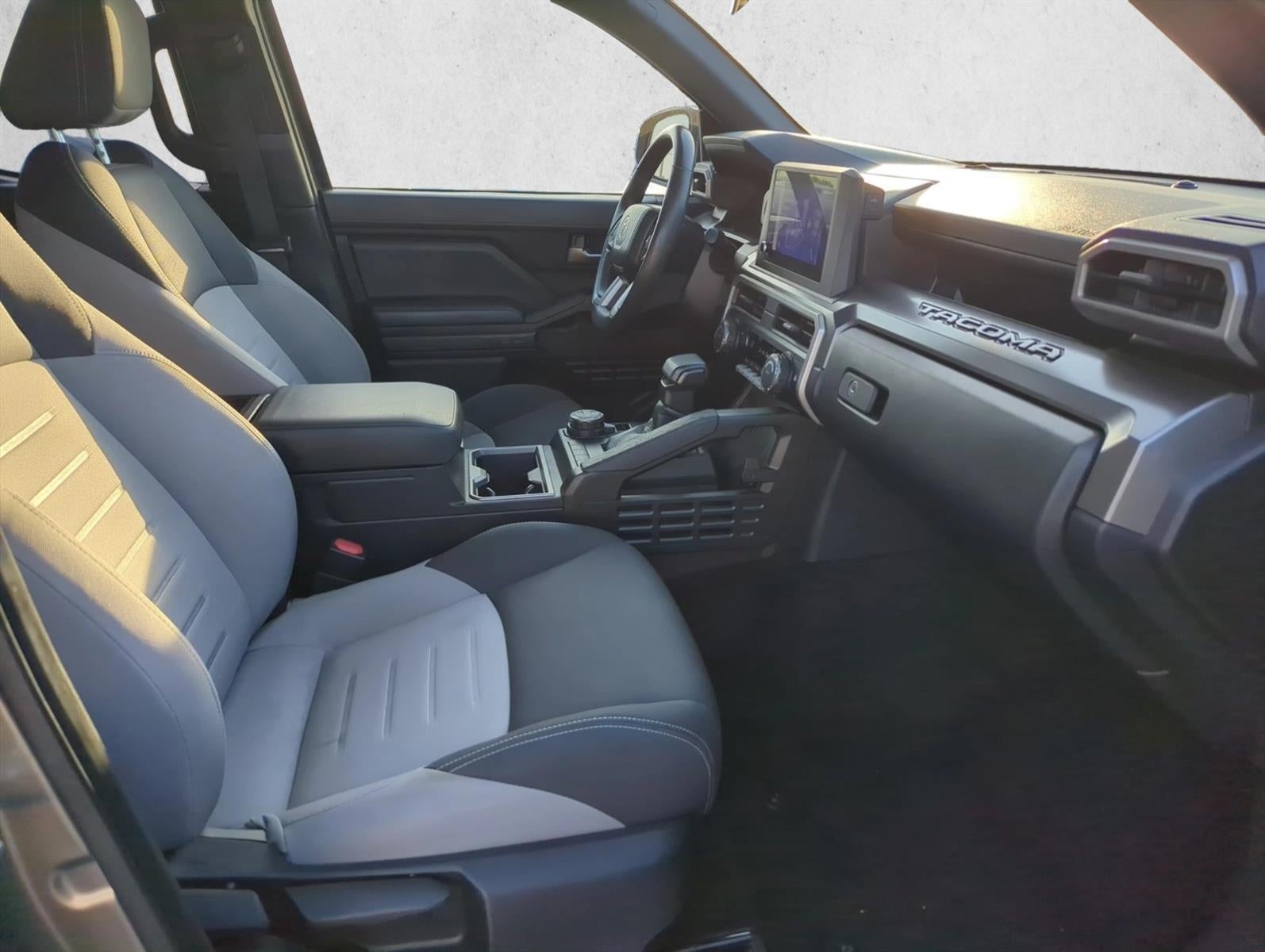 2024 Toyota Tacoma 4WD 4WD TRD Off Road Double Cab 5' Bed AT (Natl)