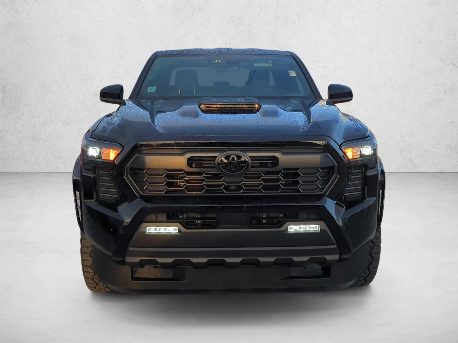 2026 Toyota Tacoma 4WD 4WD TRD Sport Double Cab 5' Bed AT (Natl)