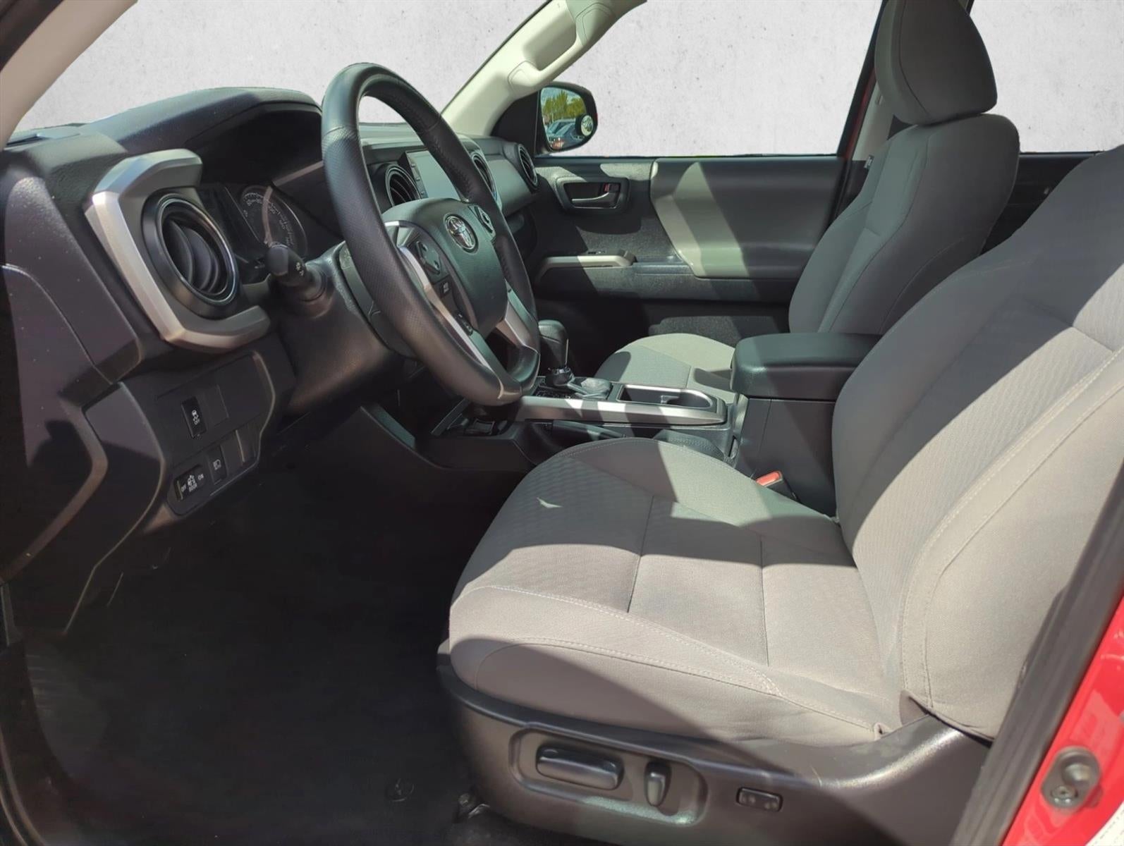 2023 Toyota Tacoma 2WD 2WD SR5 Double Cab 5' Bed V6 AT (GS)