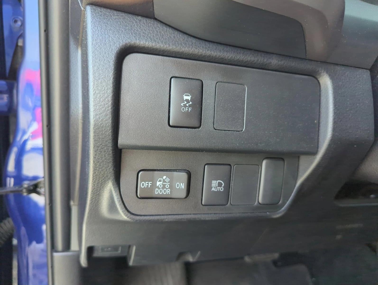 2023 Toyota Tacoma 2WD 2WD SR5 Double Cab 5' Bed V6 AT (GS)