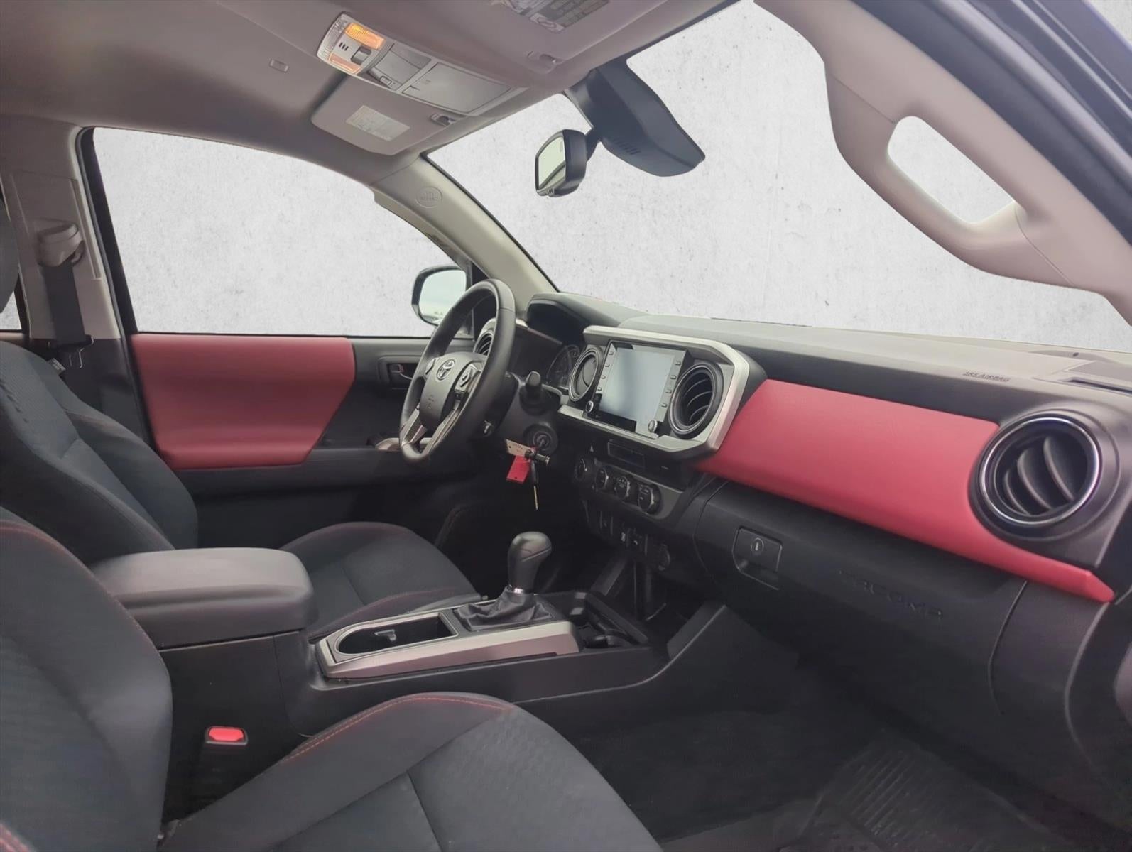 2022 Toyota Tacoma 4WD 4WD SR5 Double Cab 6' Bed V6 AT (Natl)