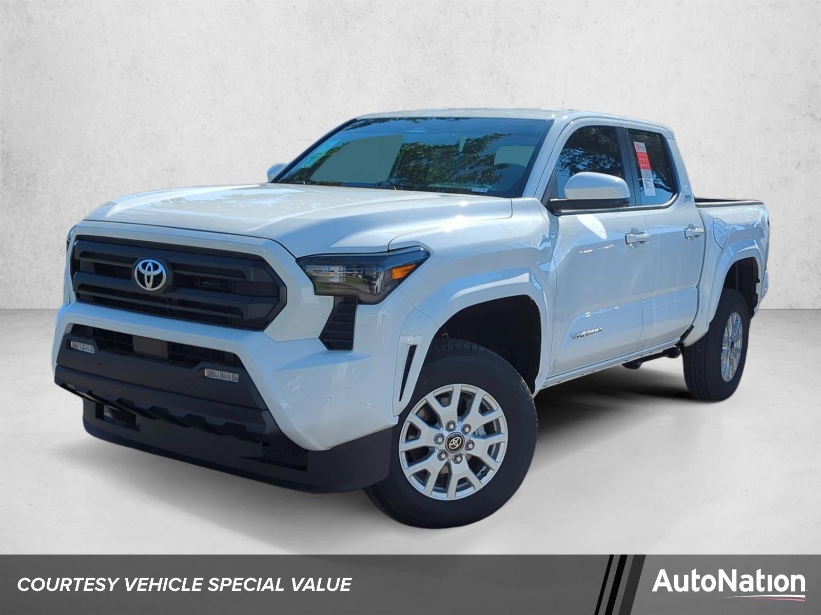 2026 Toyota Tacoma 2WD 2WD SR5 Double Cab 5' Bed AT (SE)
