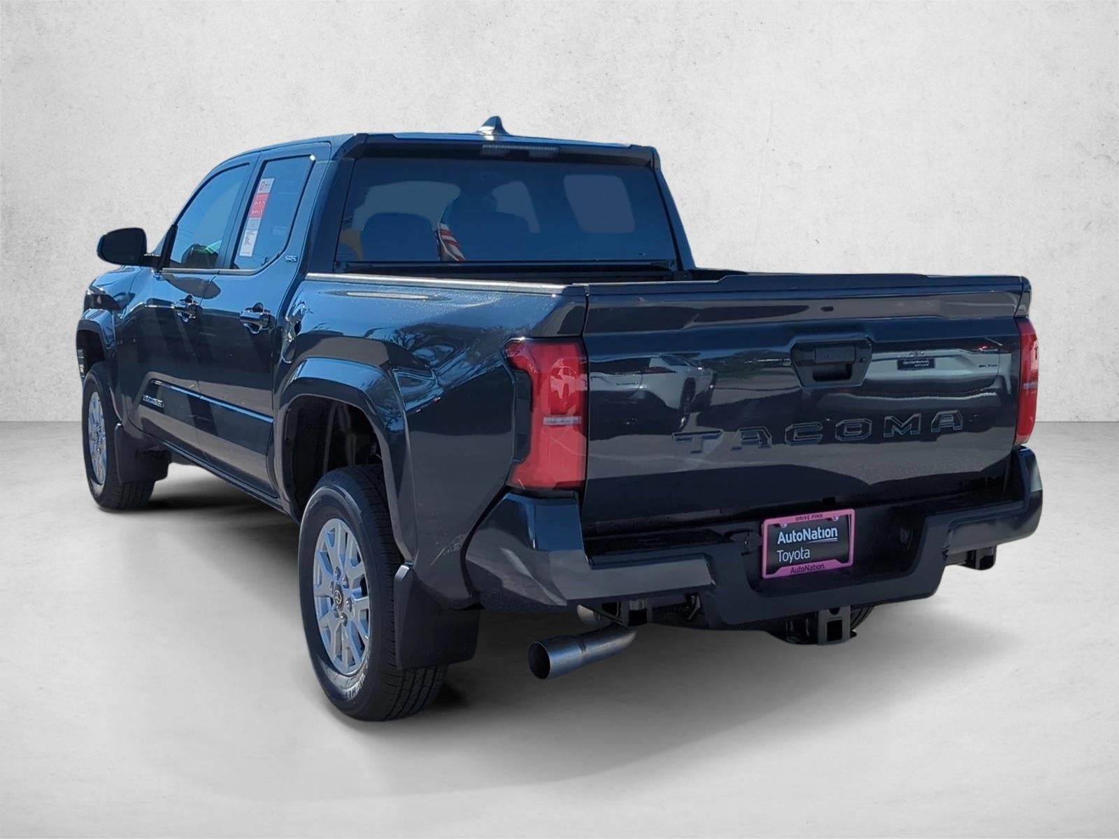 2026 Toyota Tacoma 2WD 2WD SR5 Double Cab 5' Bed AT (SE)