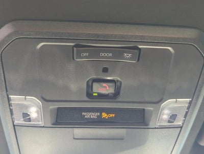 2025 Toyota Tacoma 2WD 2WD SR5 Double Cab 5' Bed AT (SE)
