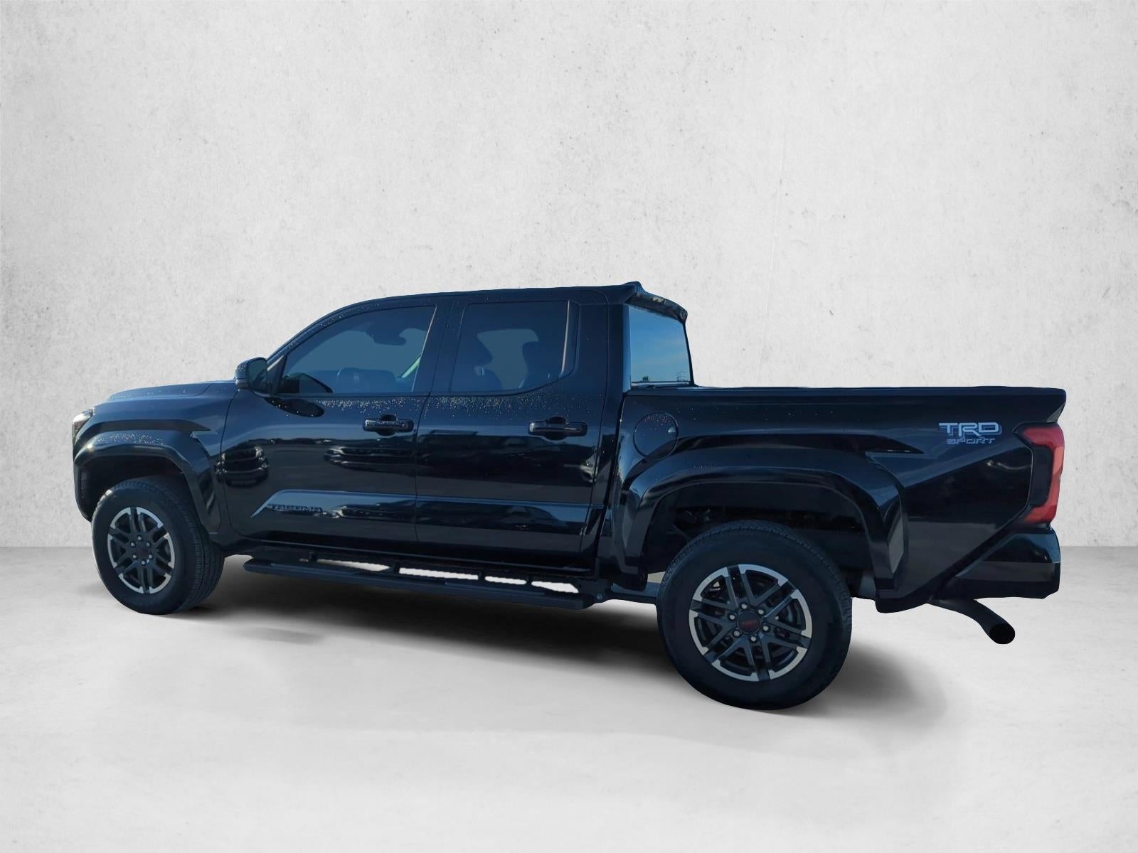 2025 Toyota Tacoma 2WD 2WD SR5 Double Cab 5' Bed AT (SE)