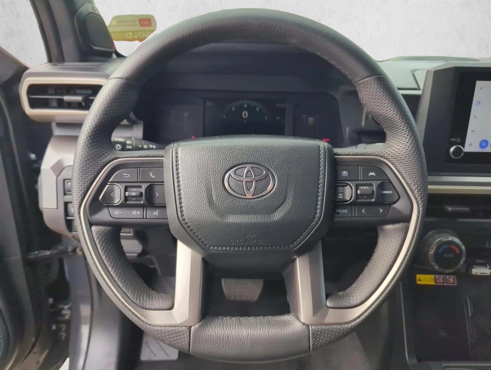 2024 Toyota Tacoma 2WD 2WD SR5 Double Cab 5' Bed AT (SE)