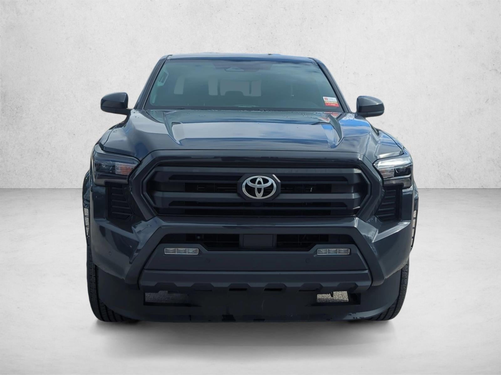 2024 Toyota Tacoma 2WD 2WD SR5 Double Cab 5' Bed AT (SE)