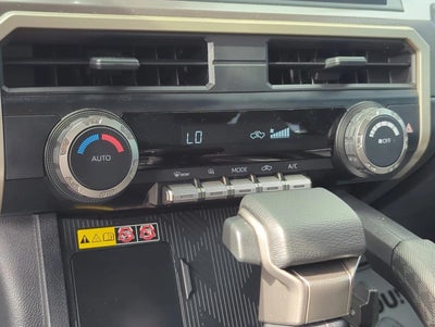 2024 Toyota Tacoma 2WD 2WD SR5 Double Cab 5' Bed AT (SE)