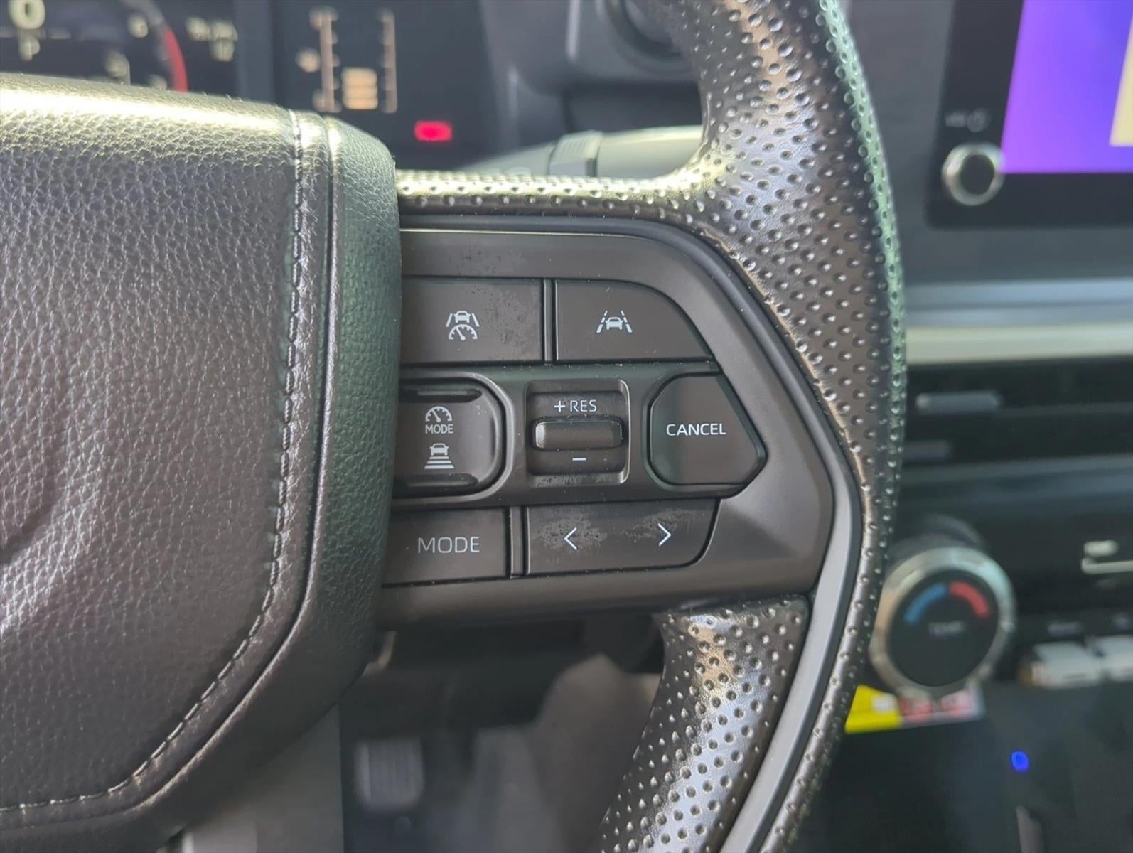 2026 Toyota Tacoma 2WD 2WD SR5 Double Cab 5' Bed AT (SE)