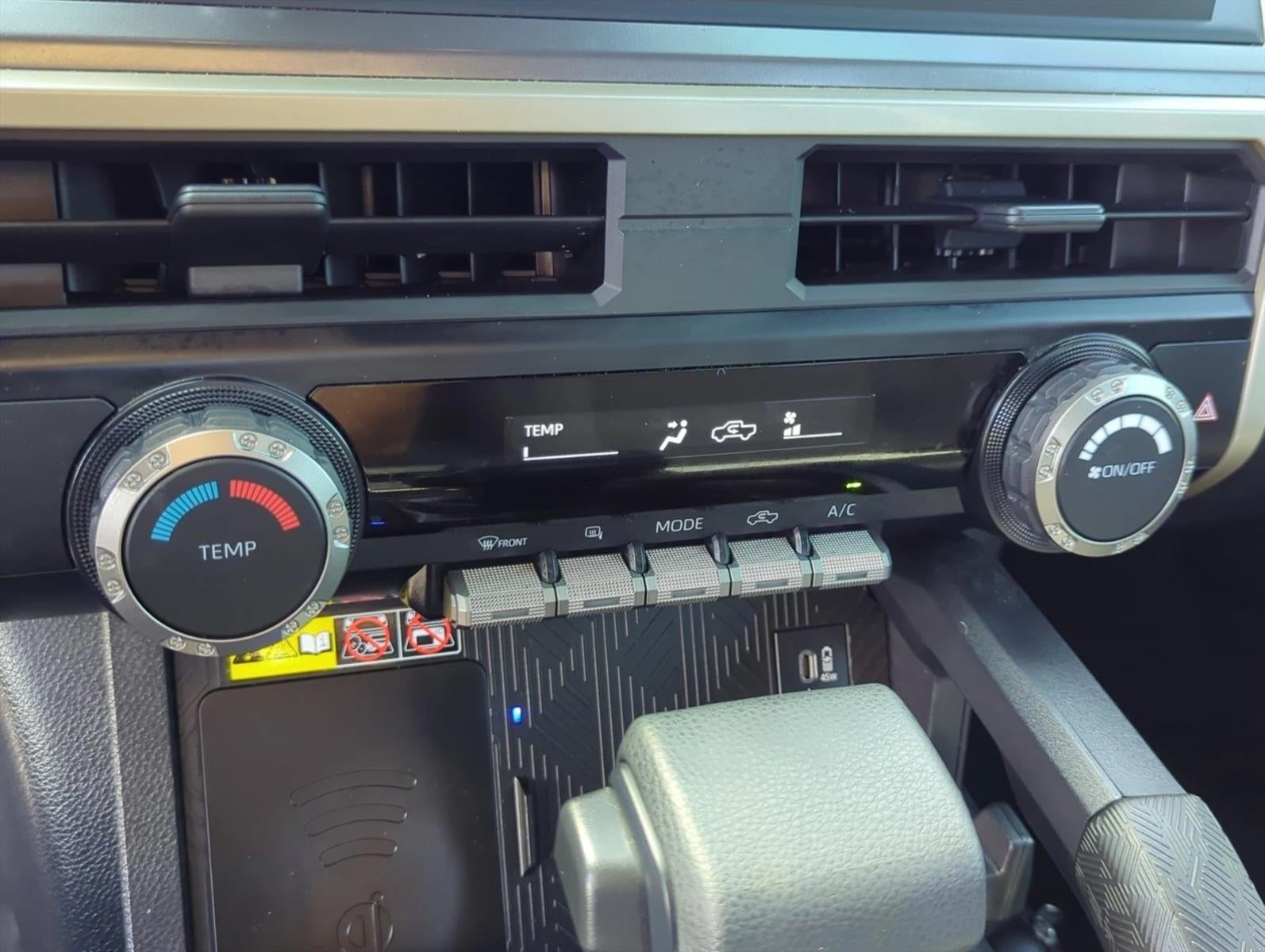 2026 Toyota Tacoma 2WD 2WD SR5 Double Cab 5' Bed AT (SE)