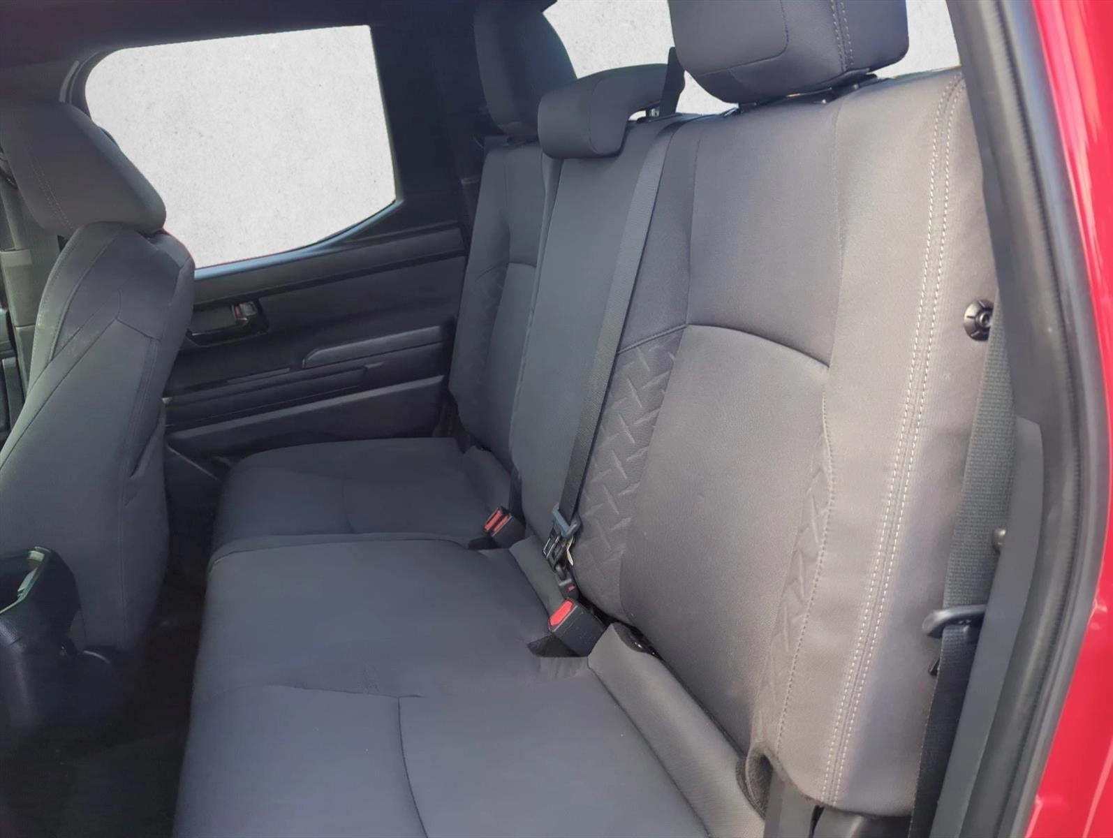 2026 Toyota Tacoma 2WD 2WD SR5 Double Cab 5' Bed AT (SE)