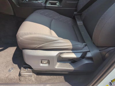 2025 Toyota Tacoma 2WD 2WD SR5 Double Cab 5' Bed AT (SE)