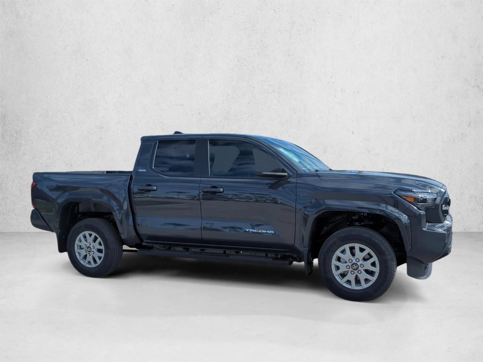 2026 Toyota Tacoma 2WD 2WD SR5 Double Cab 5' Bed AT (SE)