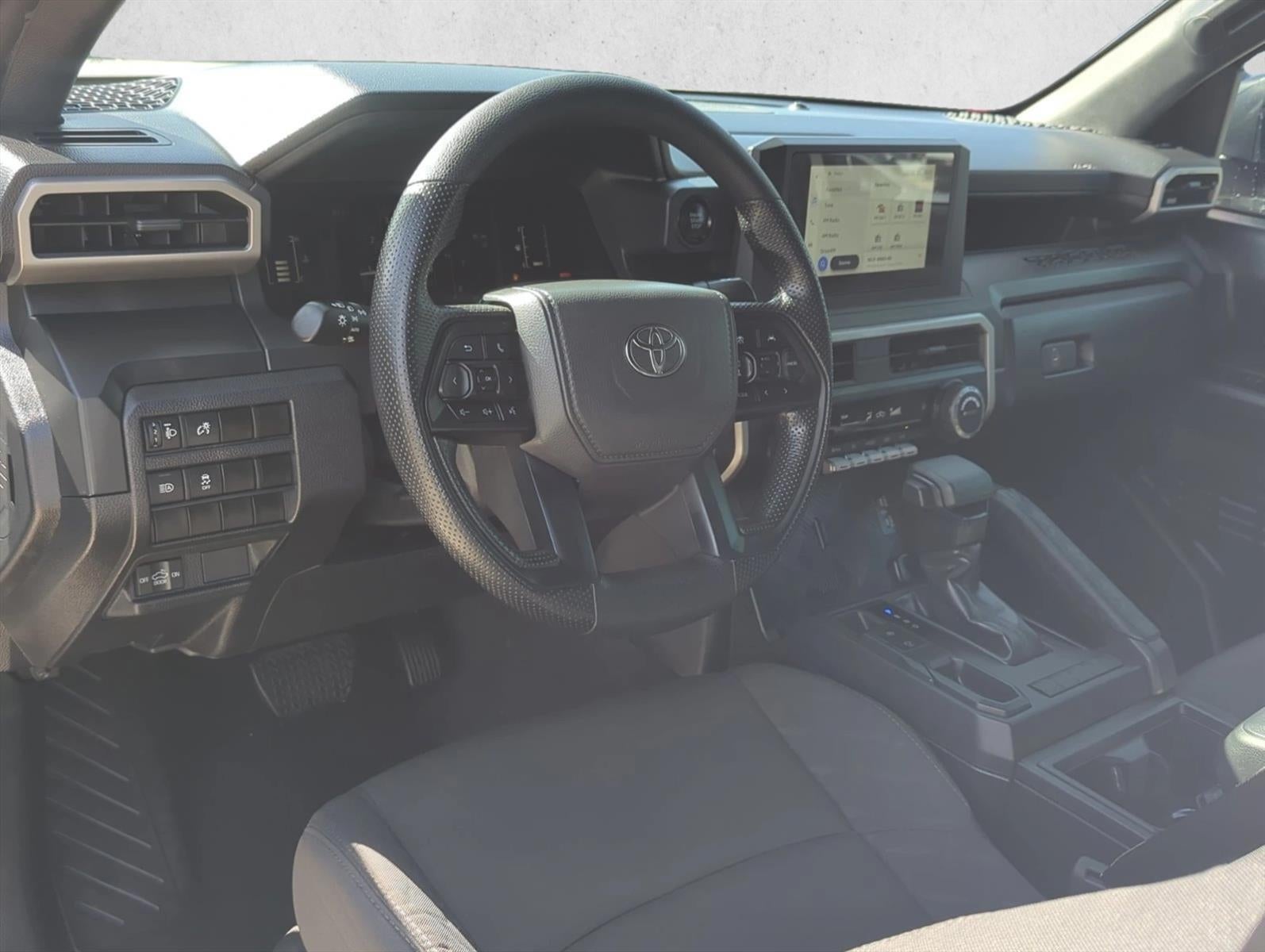 2025 Toyota Tacoma 2WD 2WD SR Double Cab 5' Bed AT (GS)