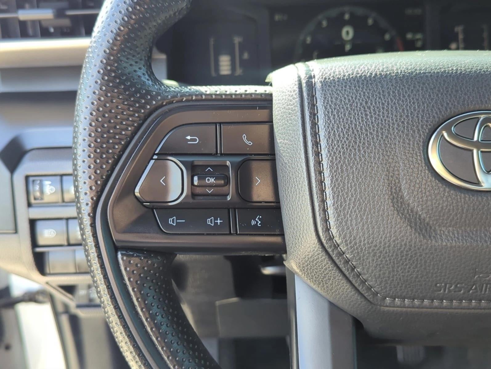 2025 Toyota Tacoma 2WD 2WD SR Double Cab 5' Bed AT (GS)