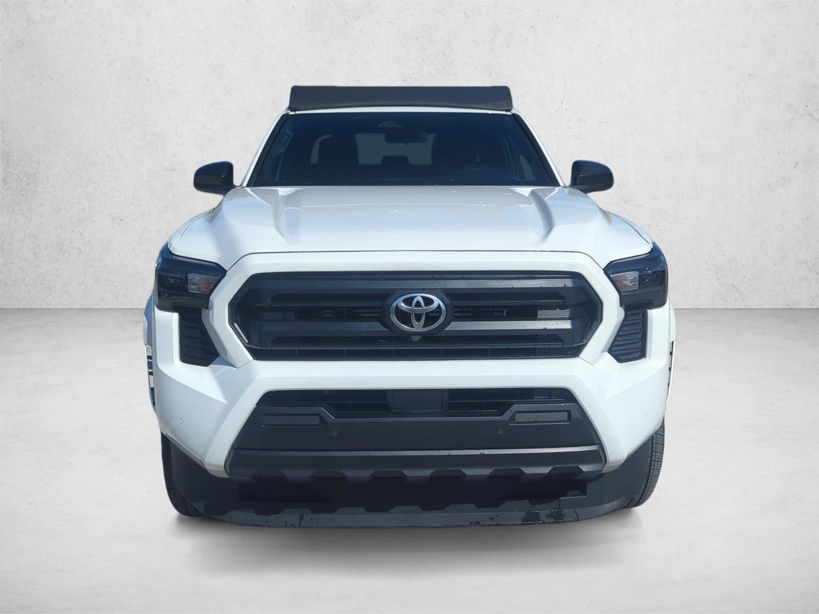 2025 Toyota Tacoma 2WD 2WD SR Double Cab 5' Bed AT (GS)
