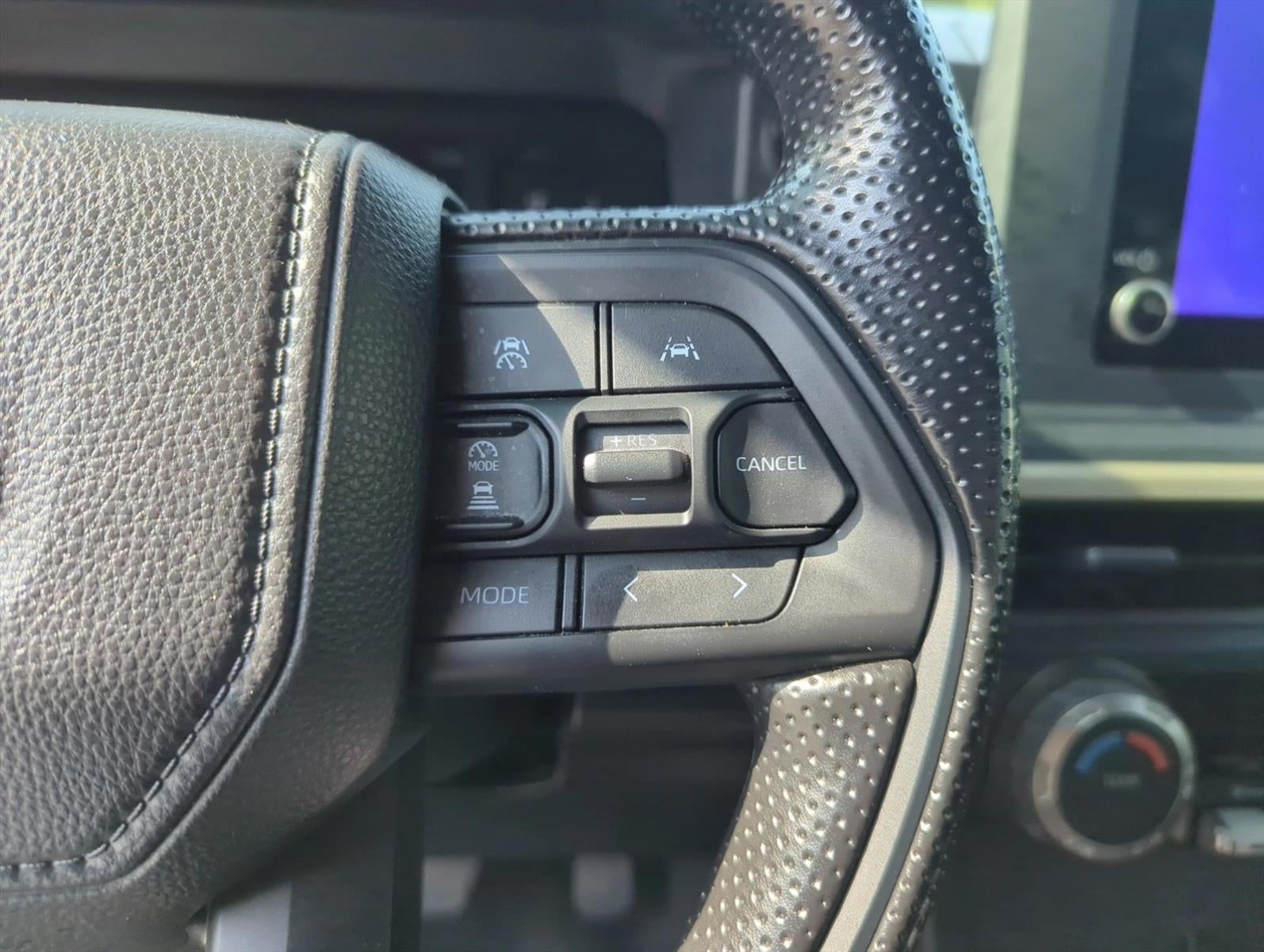 2025 Toyota Tacoma 2WD 2WD SR Double Cab 5' Bed AT (GS)