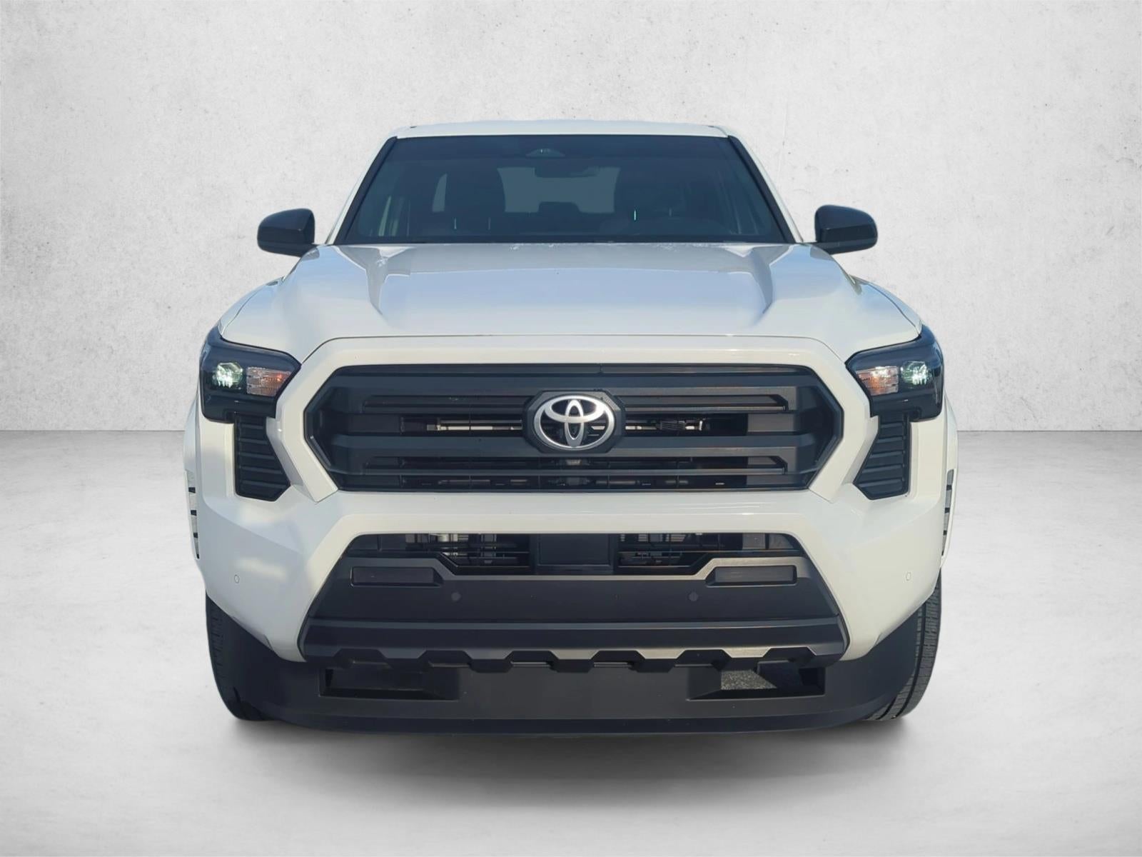 2024 Toyota Tacoma 2WD 2WD SR Double Cab 5' Bed AT (GS)