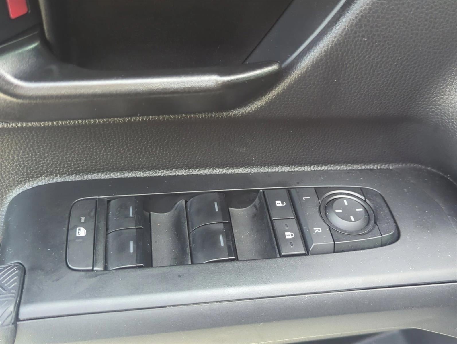 2024 Toyota Tacoma 2WD 2WD SR Double Cab 5' Bed AT (GS)