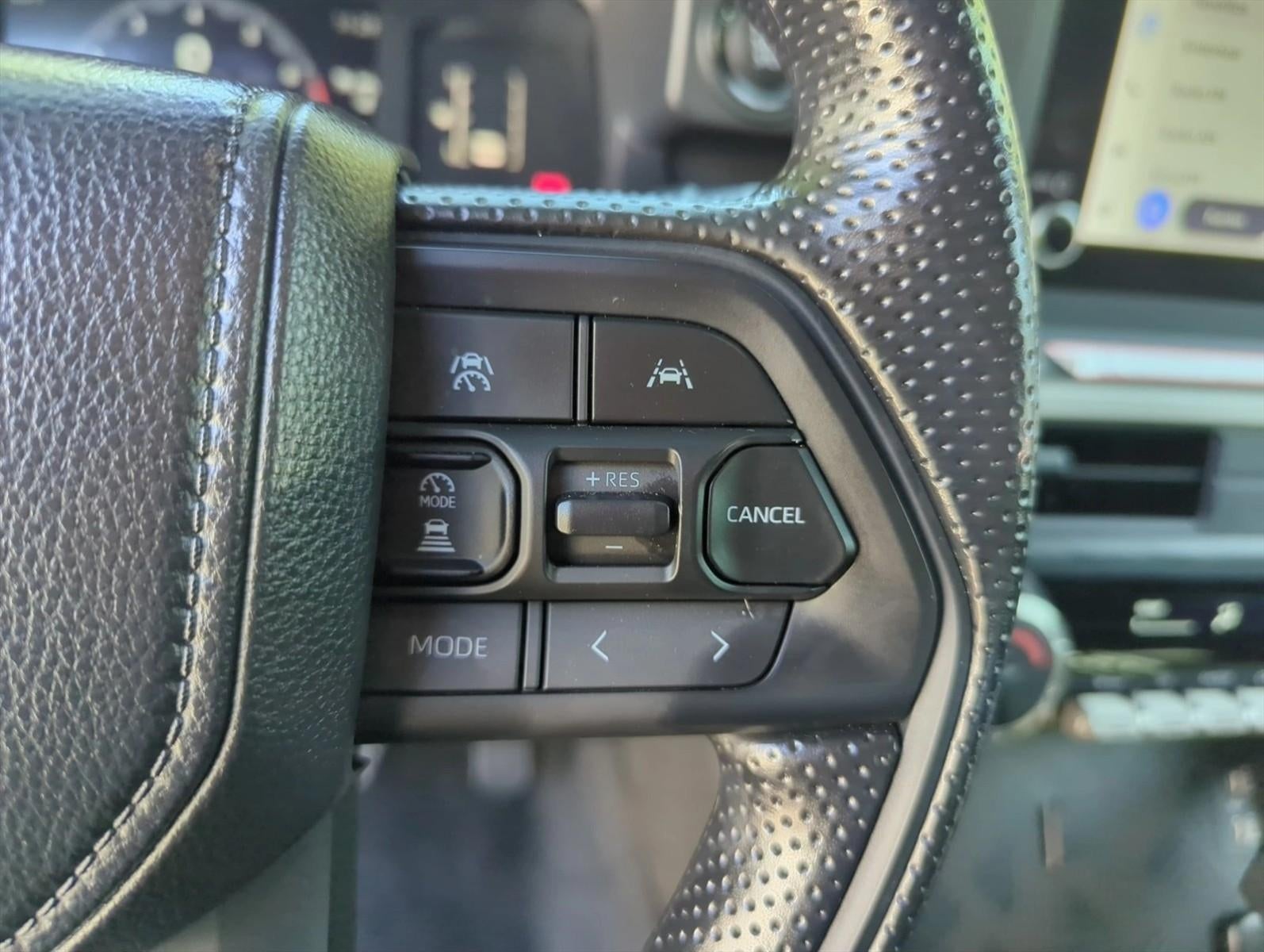 2025 Toyota Tacoma 2WD 2WD SR Double Cab 5' Bed AT (GS)