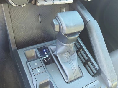2025 Toyota Tacoma 2WD 2WD SR Double Cab 5' Bed AT (GS)