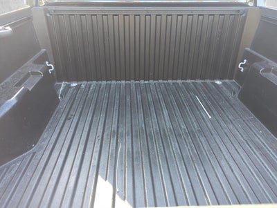 2025 Toyota Tacoma 2WD 2WD SR Double Cab 5' Bed AT (GS)
