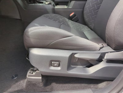 2026 Toyota Tacoma 4WD 4WD SR5 Double Cab 5' Bed AT (GS)