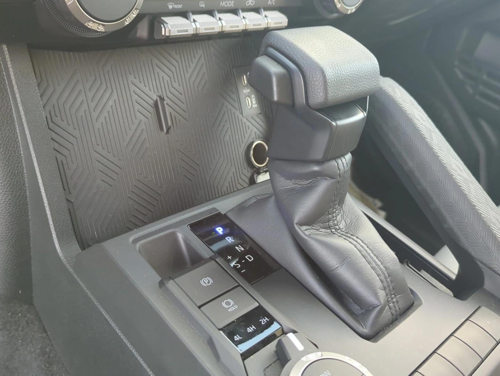2025 Toyota Tacoma 4WD 4WD SR5 Double Cab 5' Bed AT (GS)