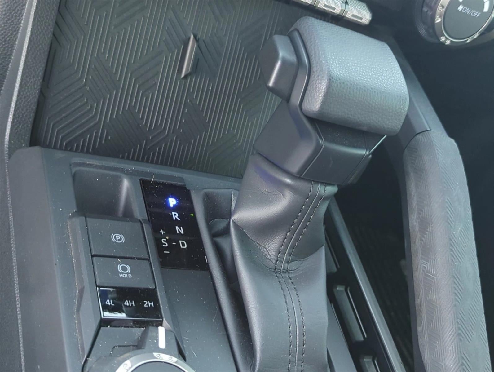 2025 Toyota Tacoma 4WD 4WD SR5 Double Cab 5' Bed AT (GS)