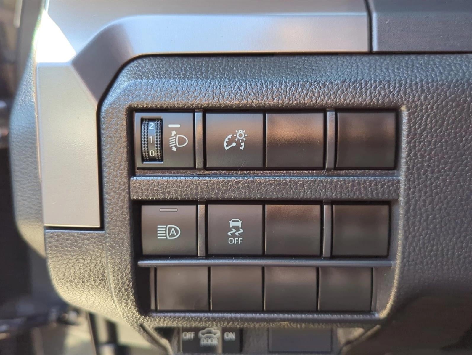 2024 Toyota Tacoma 4WD 4WD SR5 Double Cab 5' Bed AT (Natl)