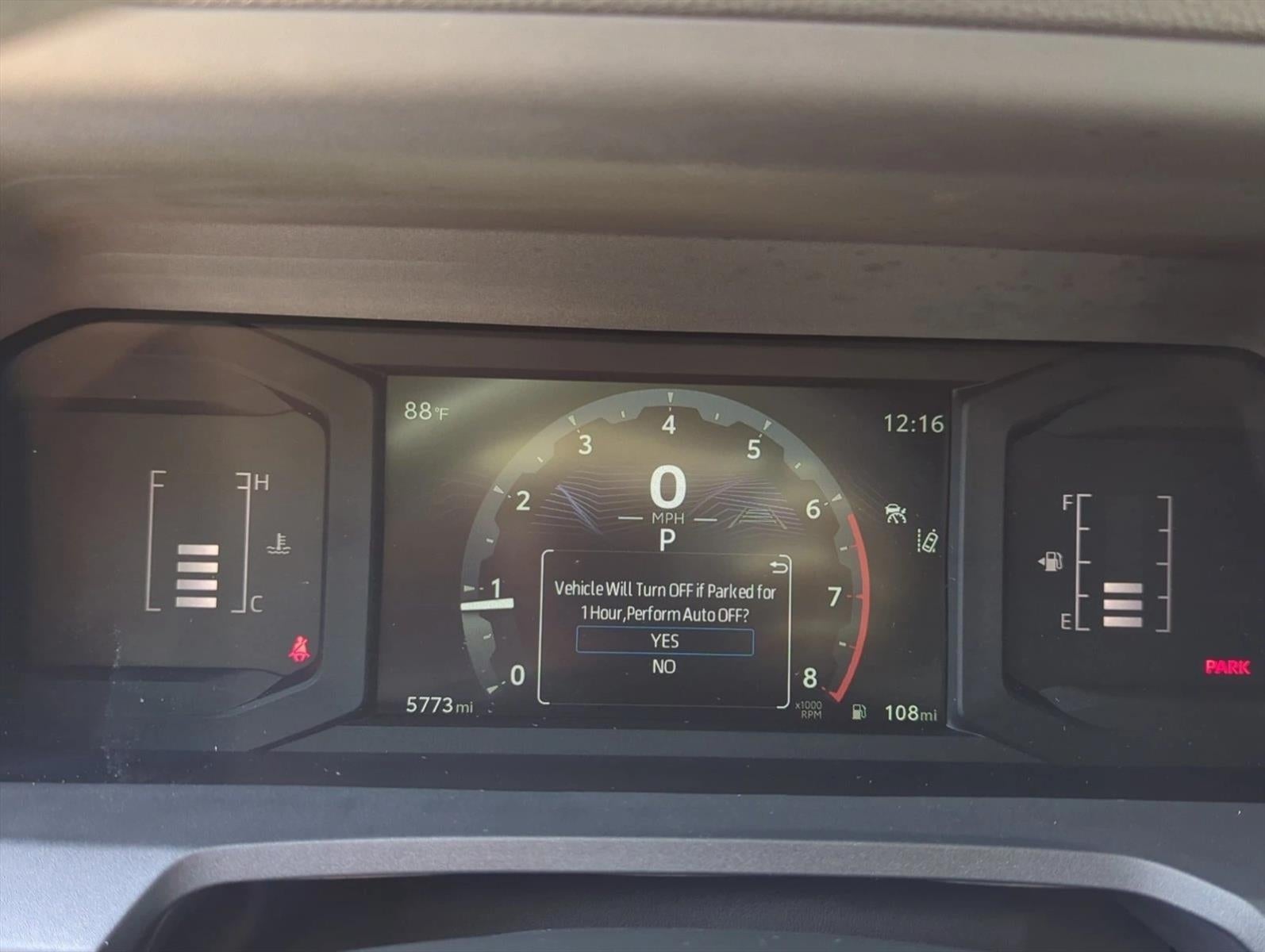 2024 Toyota Tacoma 4WD 4WD SR5 Double Cab 5' Bed AT (Natl)
