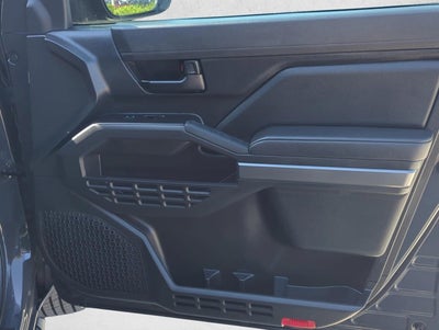 2024 Toyota Tacoma 4WD 4WD SR5 Double Cab 5' Bed AT (Natl)