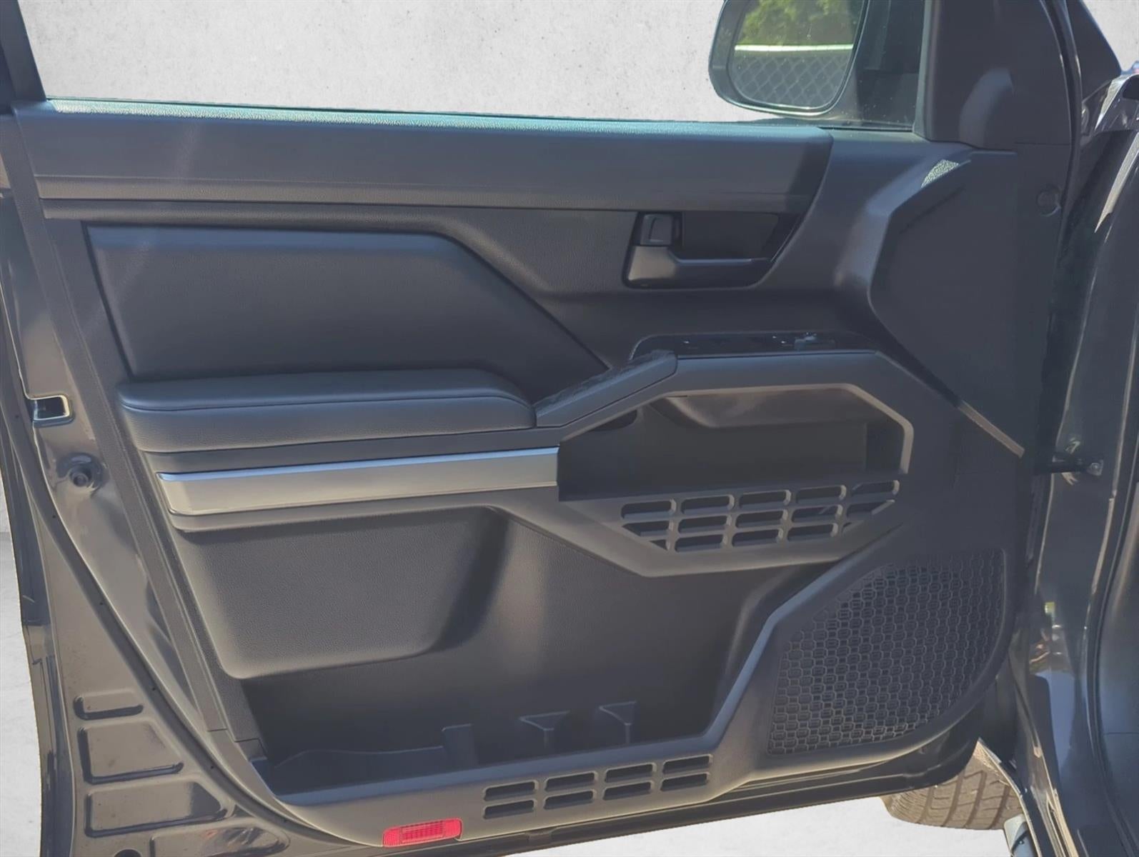 2024 Toyota Tacoma 4WD 4WD SR5 Double Cab 5' Bed AT (Natl)