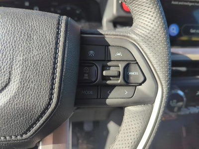 2025 Toyota Tacoma 4WD 4WD TRD Off Road Double Cab 5' Bed AT (Natl)