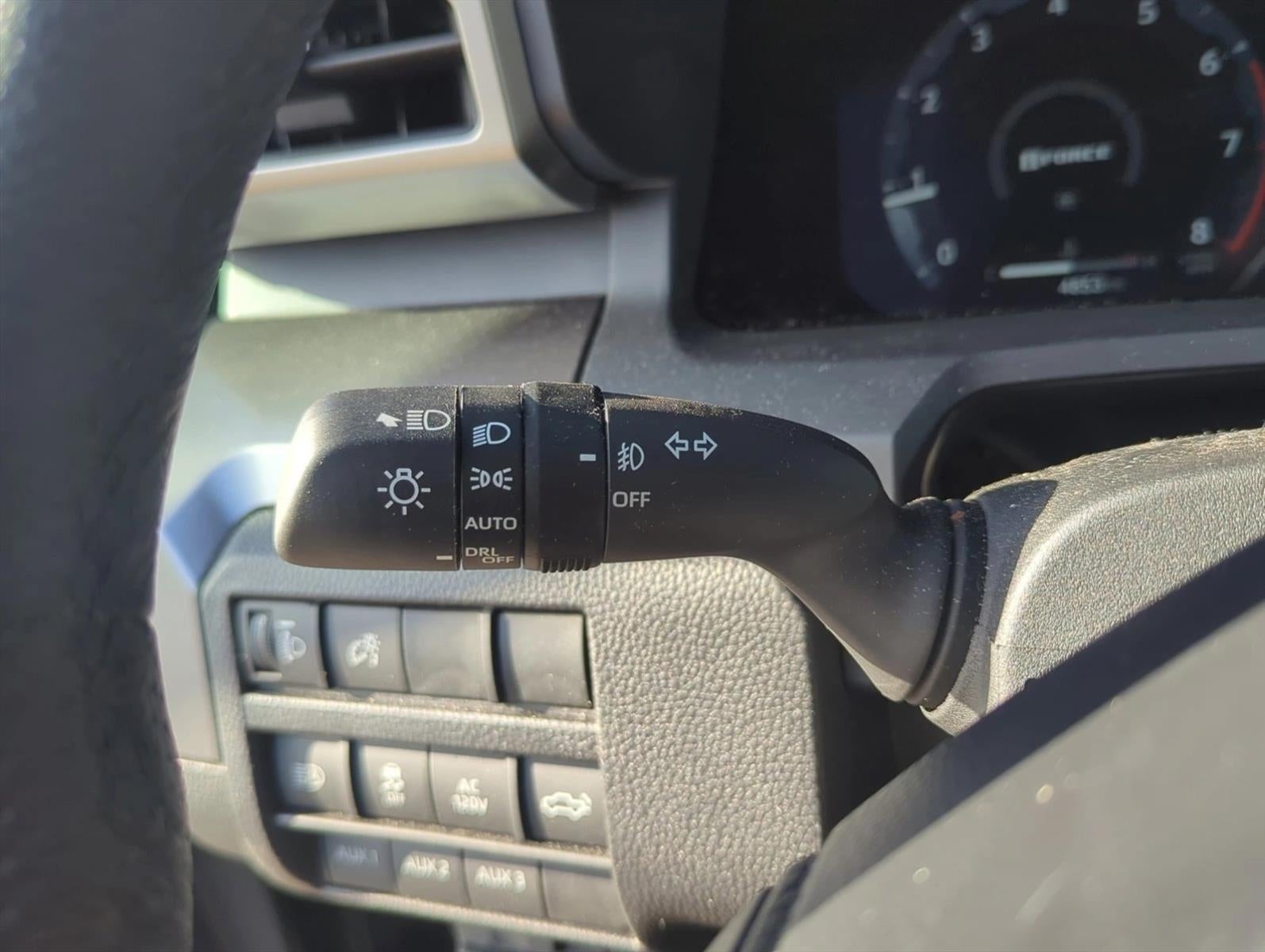 2025 Toyota Tacoma 4WD 4WD TRD Off Road Double Cab 5' Bed AT (Natl)