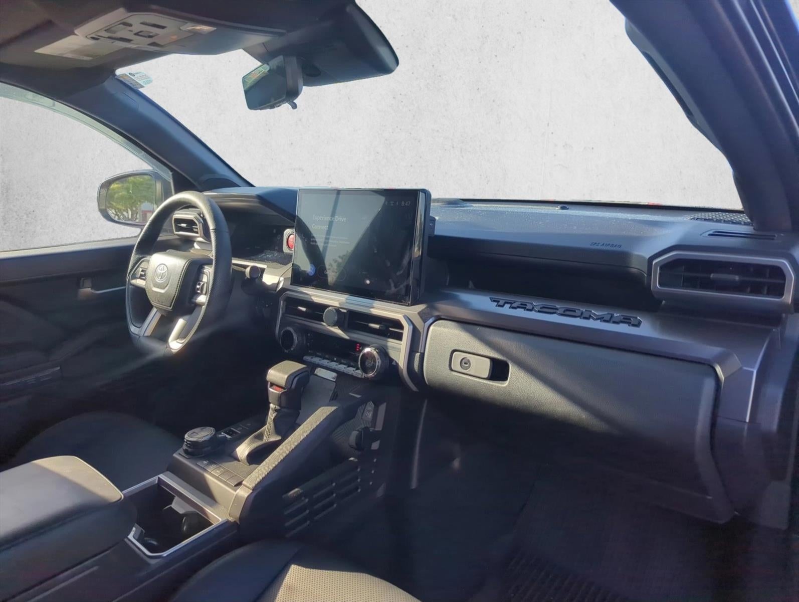 2025 Toyota Tacoma 4WD 4WD TRD Off Road Double Cab 5' Bed AT (Natl)