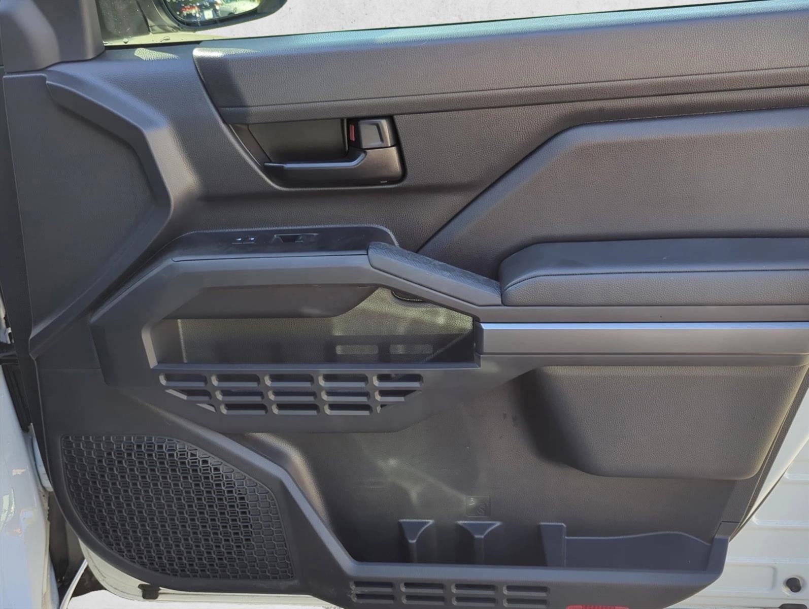 2024 Toyota Tacoma 4WD 4WD SR5 Double Cab 5' Bed AT (Natl)