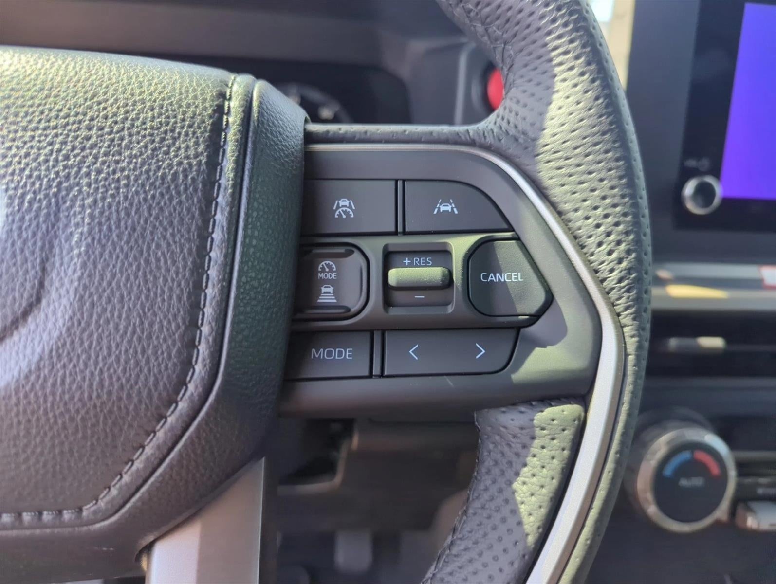 2026 Toyota Tacoma 4WD 4WD TRD Off Road Double Cab 6' Bed AT (Natl)