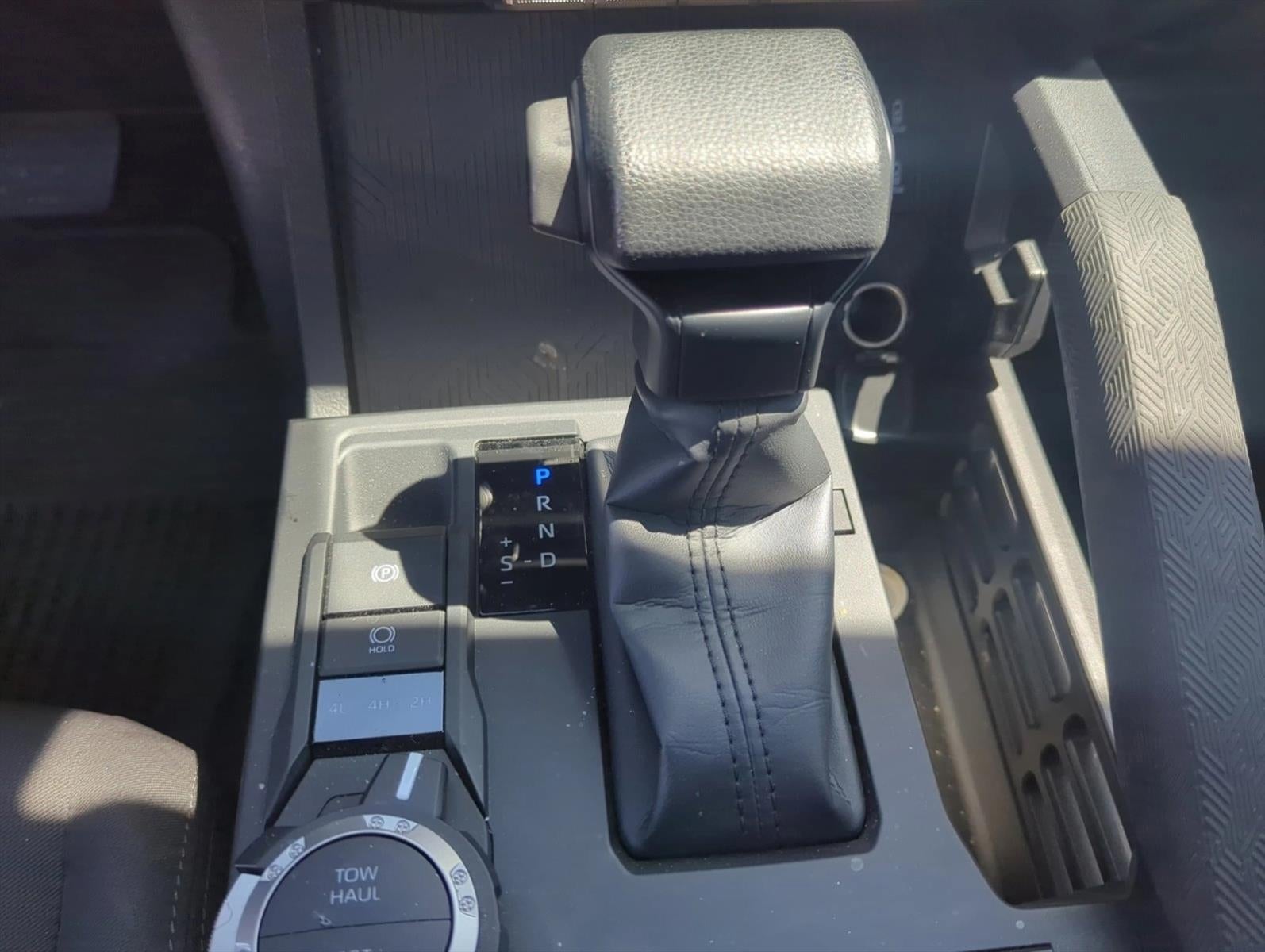 2025 Toyota Tacoma 4WD 4WD SR5 Double Cab 5' Bed AT (GS)