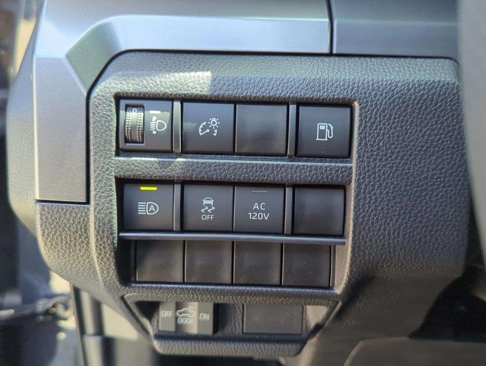 2026 Toyota Tacoma 4WD 4WD TRD Off Road Hybrid Double Cab 5' Bed AT (Natl)