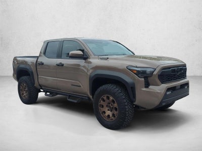 2026 Toyota Tacoma 4WD 4WD TRD Off Road Hybrid Double Cab 5' Bed AT (Natl)